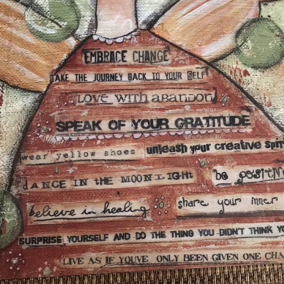 THE KELLY RAE ROBERTS COLLECTIONS - Picture 2 of 4